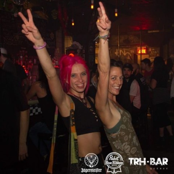 COPY - Meet your Posher, Pascale - Picture 1 of 5